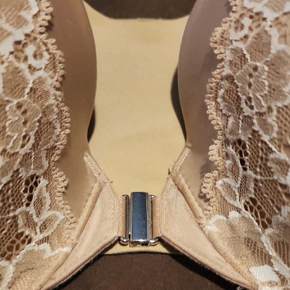 Soma Beige Front Close Vanishing Back Lace Bra 36C - Picture 3 of 5